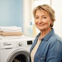 Marieke uit Assen bij haar gerepareerde wasmachine